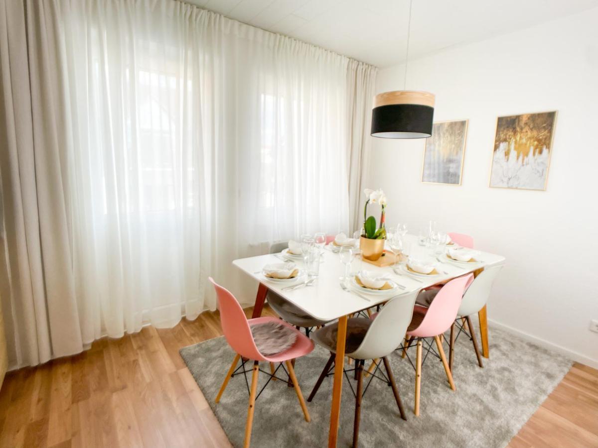 M-Style 02 Apartment Mit Balkon 24H Self-Check-In, Free Parking, Netflix Nuremberga Exterior foto