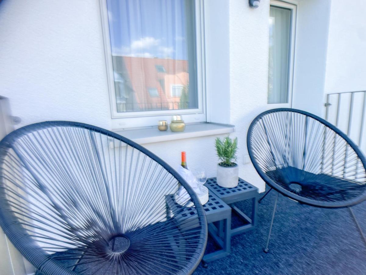 M-Style 02 Apartment Mit Balkon 24H Self-Check-In, Free Parking, Netflix Nuremberga Exterior foto