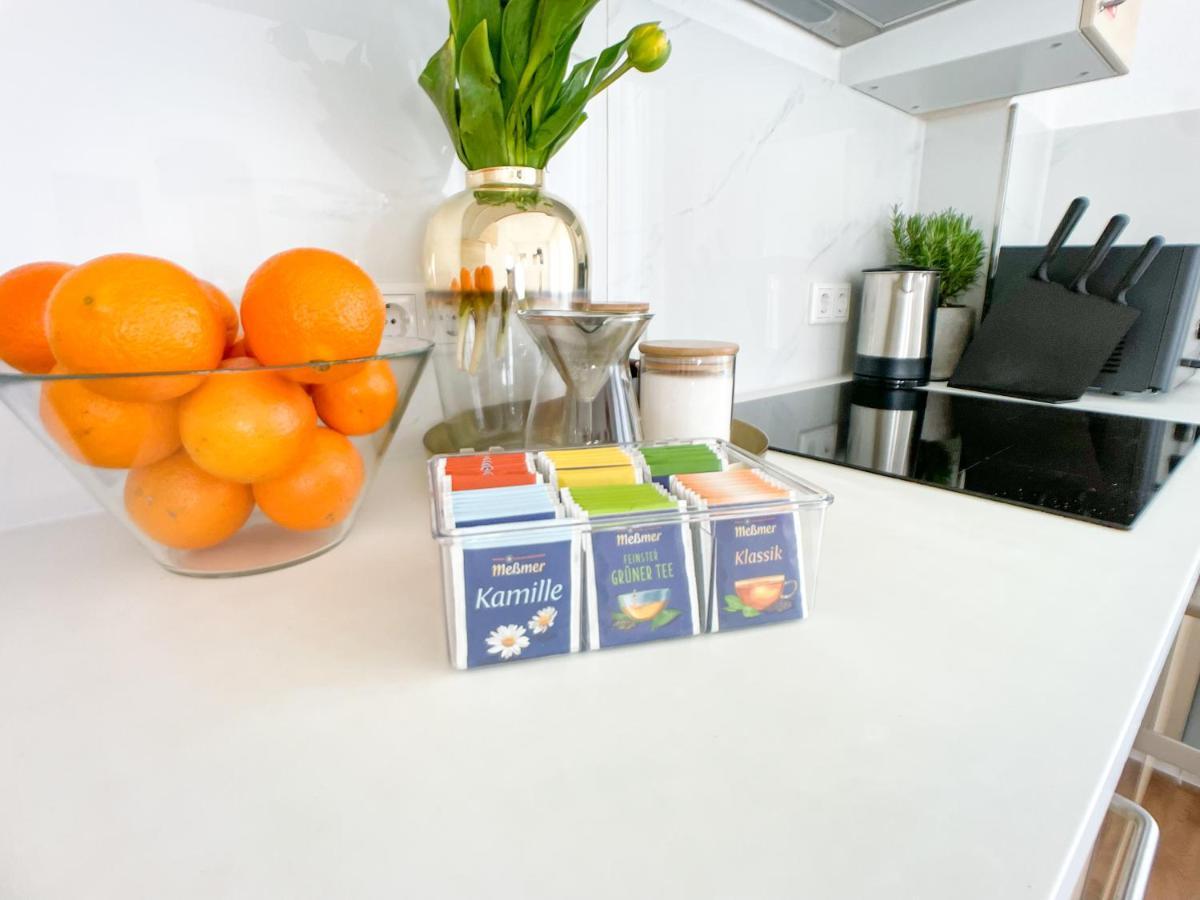 M-Style 02 Apartment Mit Balkon 24H Self-Check-In, Free Parking, Netflix Nuremberga Exterior foto